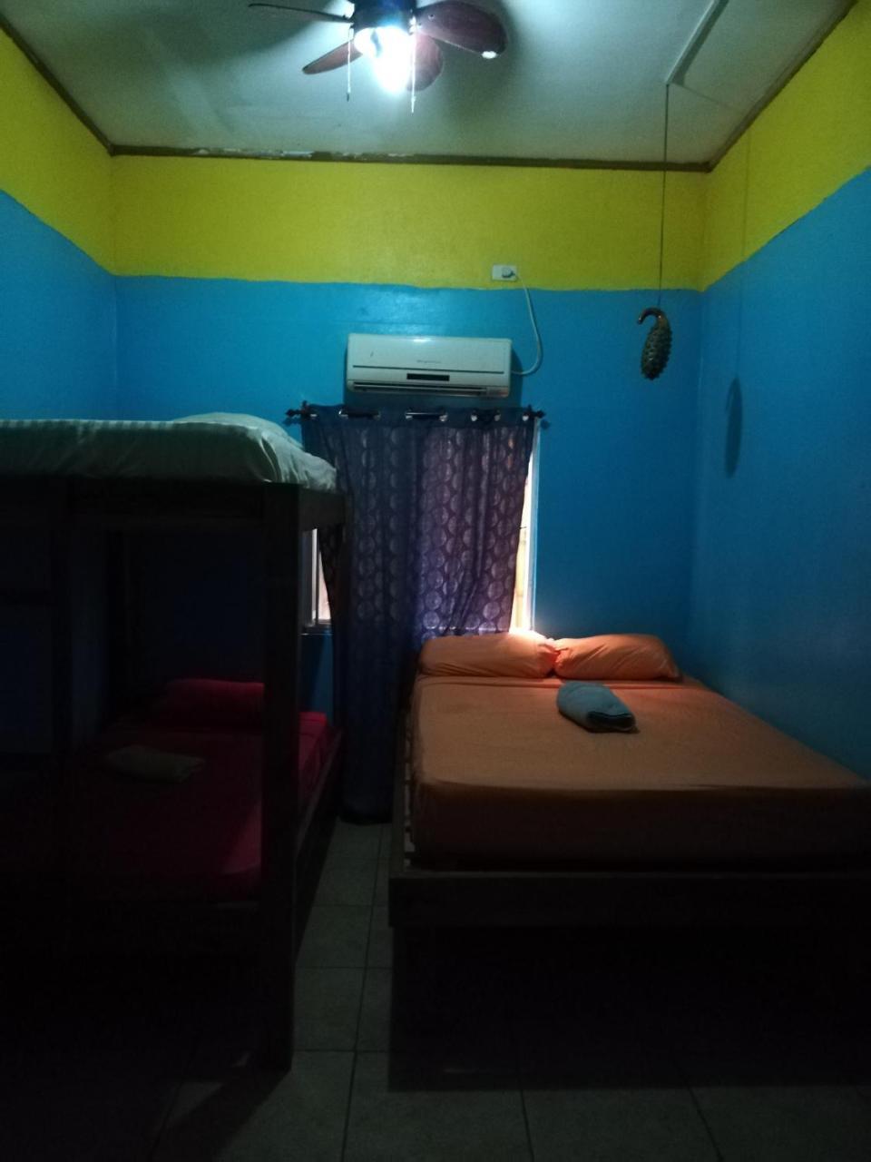 Cliff'S Hostel La Gruta Luaran gambar